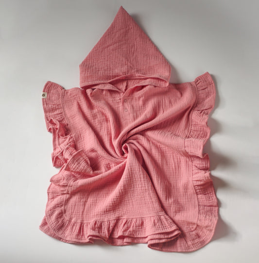 Poncho Ruffle Towel in Rose